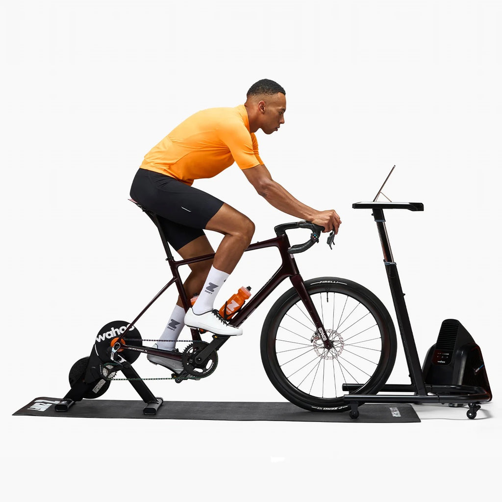 KICKR CORE 2 mit Zwift Cog und Click