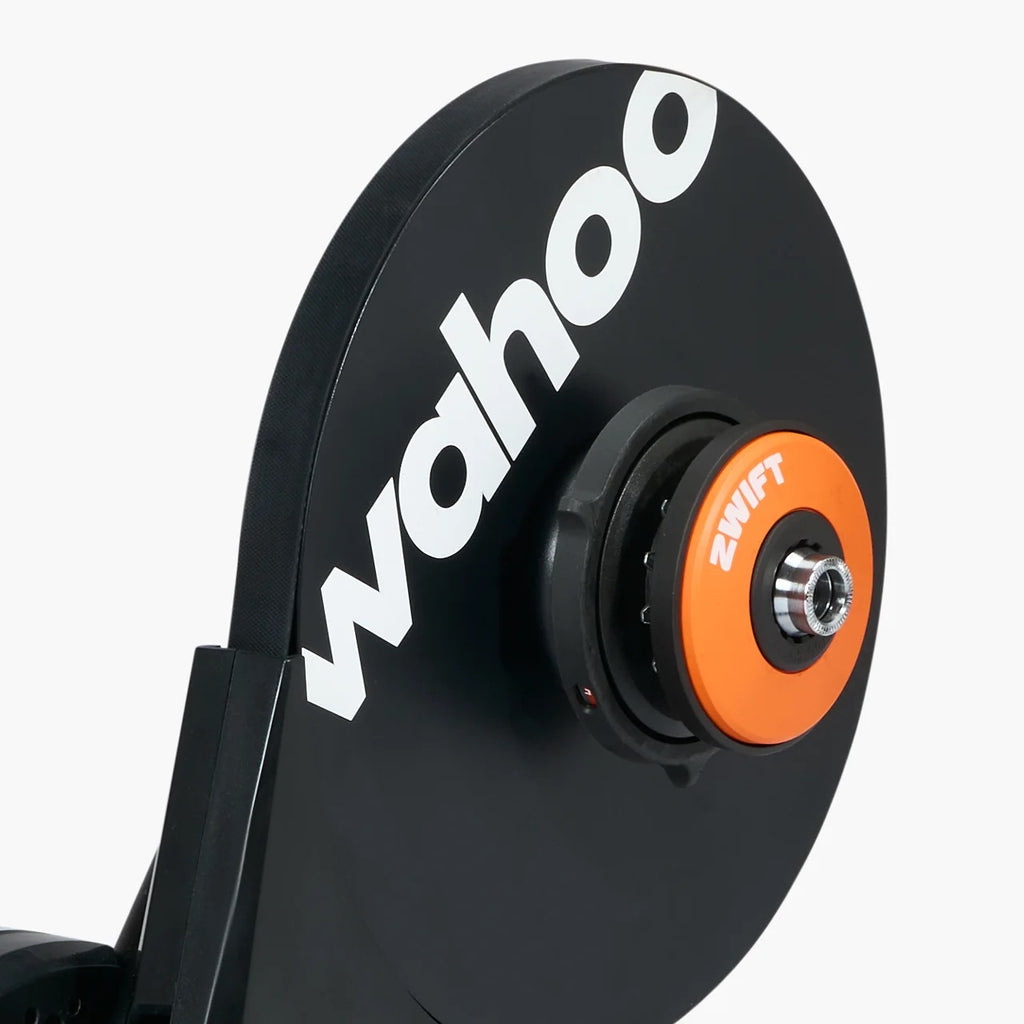 KICKR CORE 2 mit Zwift Cog und Click